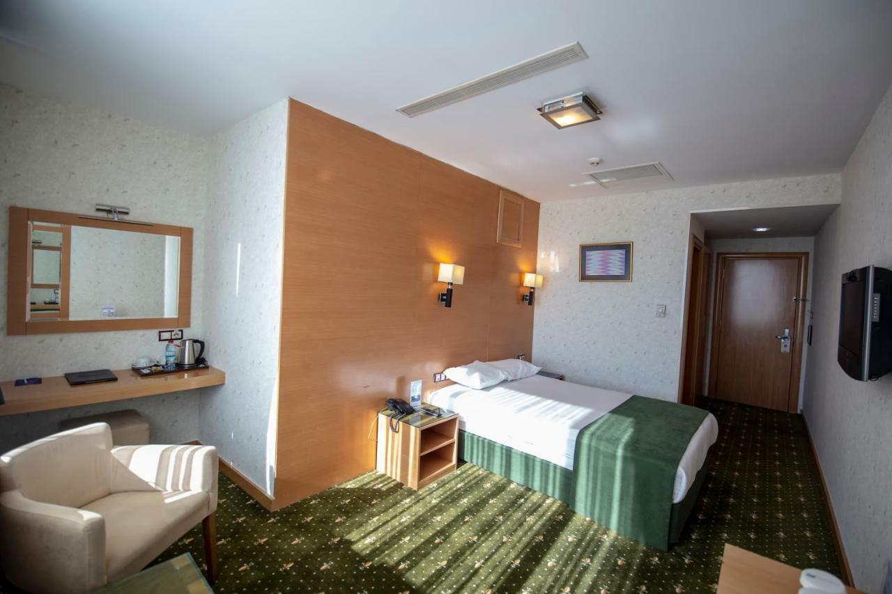 Gaziantep Plaza Hotel ภายนอก รูปภาพ